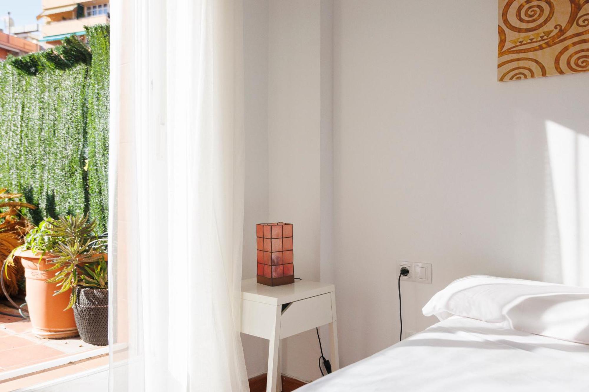 Aparteasy - Private Terrace, 3-Bedroom Apartment Barcelona Exteriör bild