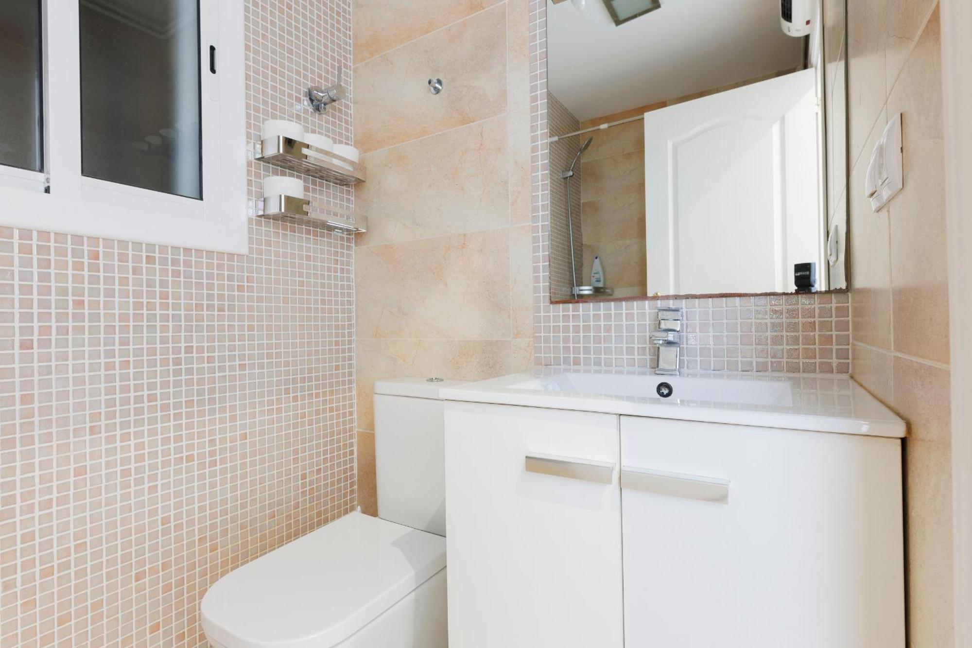Aparteasy - Private Terrace, 3-Bedroom Apartment Barcelona Exteriör bild